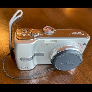 Panasonic Lumix TZ1 Leica Lens 10x Optical Zoom